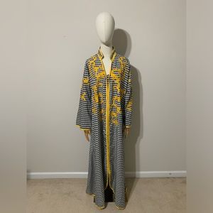 Houndstooth / Keffiyeh-Like Pattern with Yellow Embroidery Abaya Dress